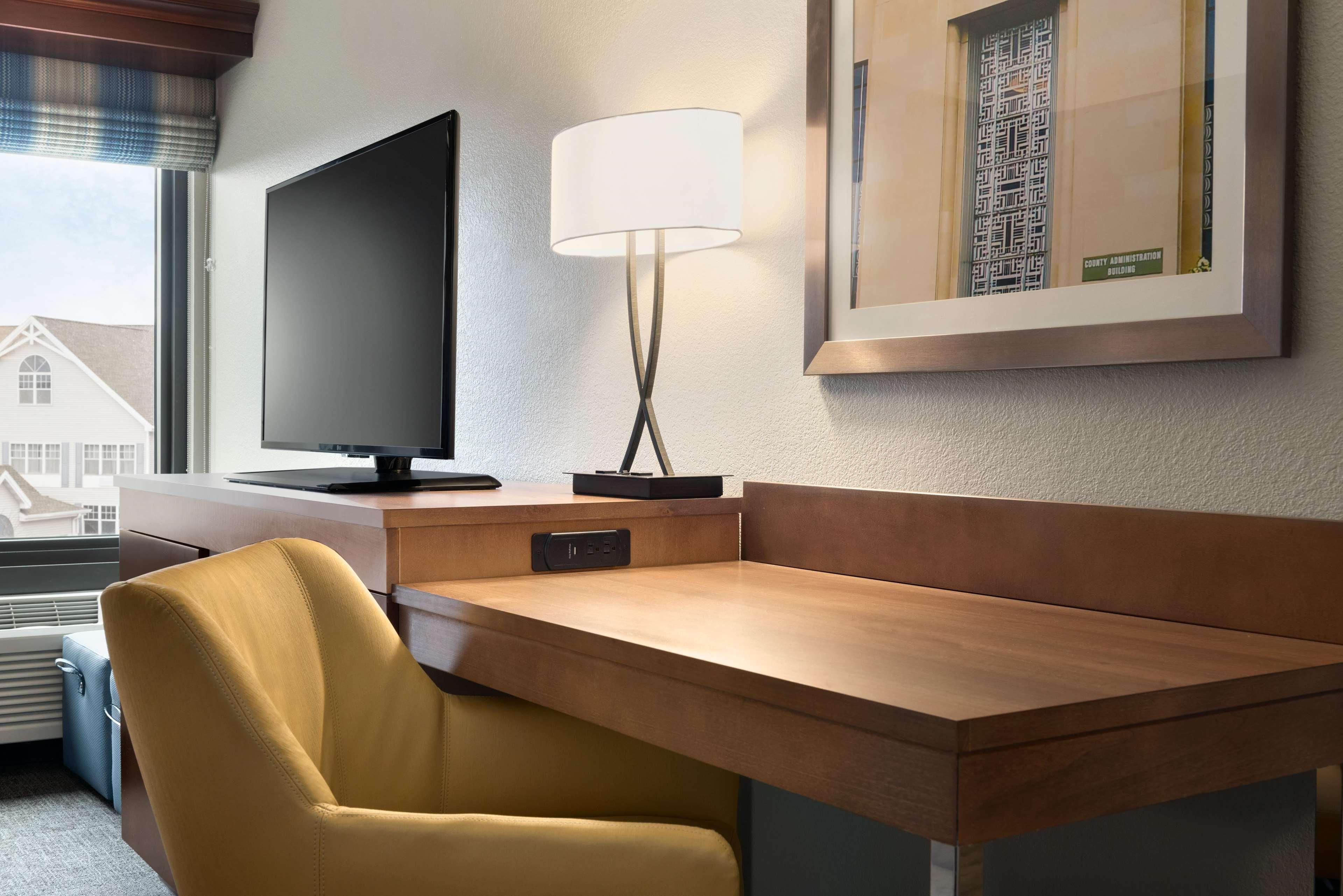 Hampton Inn Appleton-Fox River Mall Area Extérieur photo