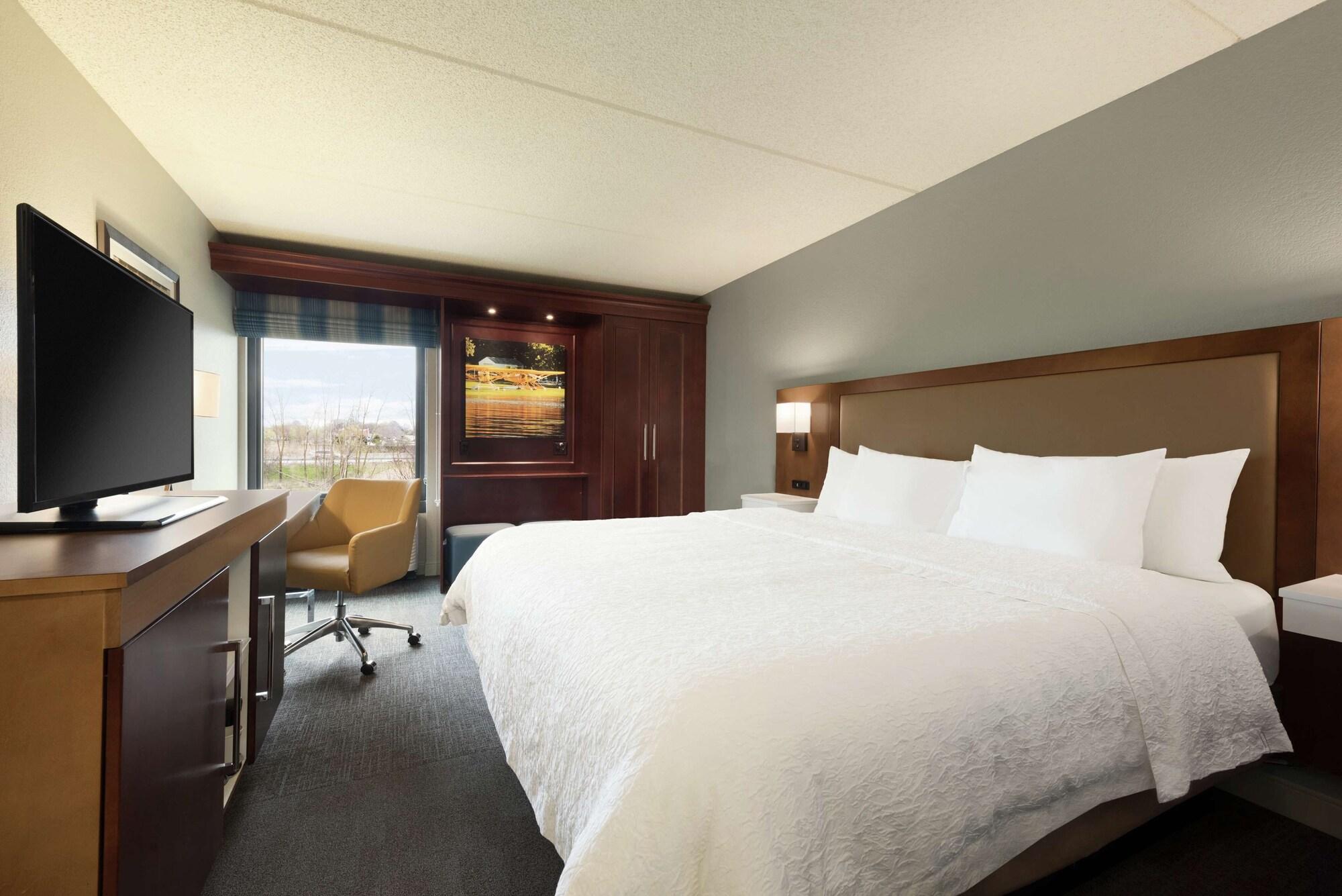 Hampton Inn Appleton-Fox River Mall Area Extérieur photo