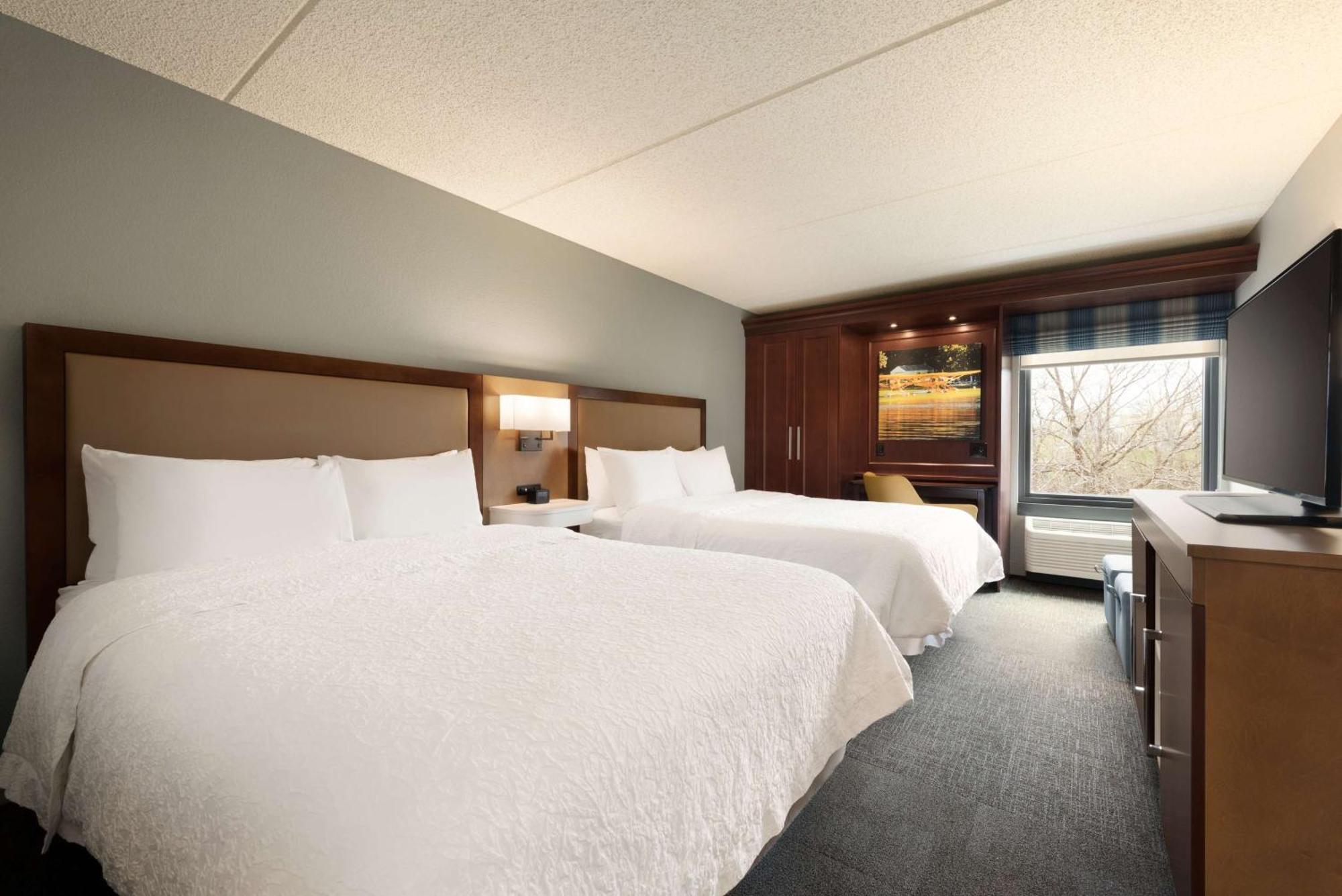 Hampton Inn Appleton-Fox River Mall Area Extérieur photo