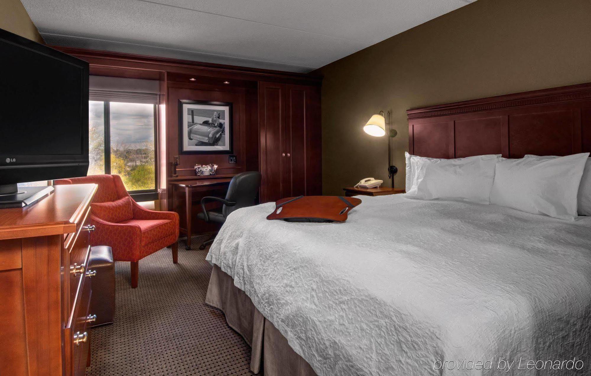 Hampton Inn Appleton-Fox River Mall Area Extérieur photo